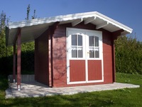Blockbohlenhaus mit Satteldach mit 28 mm Blockbohle